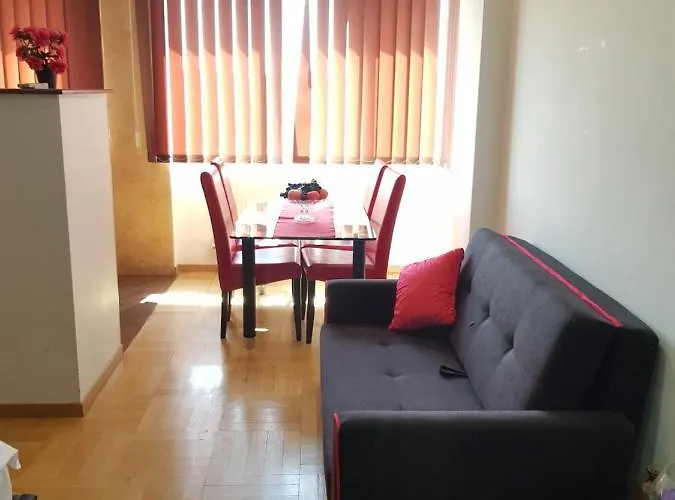 Gomoiu Monza Arena Nationala Apartamento