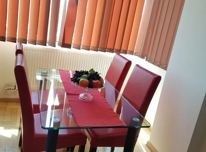 Gomoiu Monza Arena Nationala Apartman *